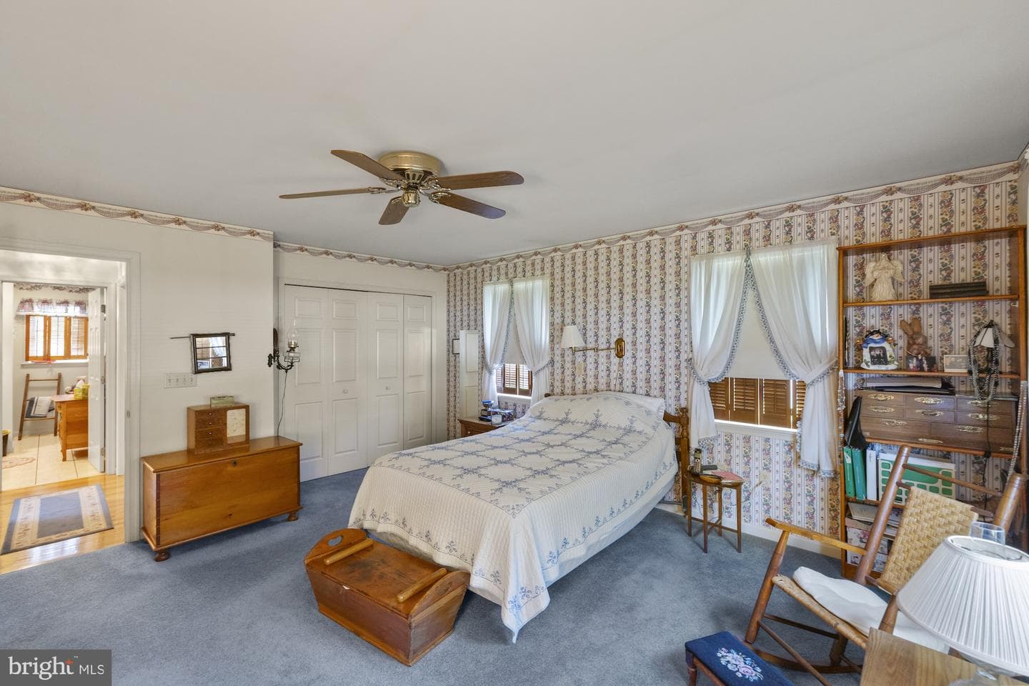 327 Beaver Street photo 28