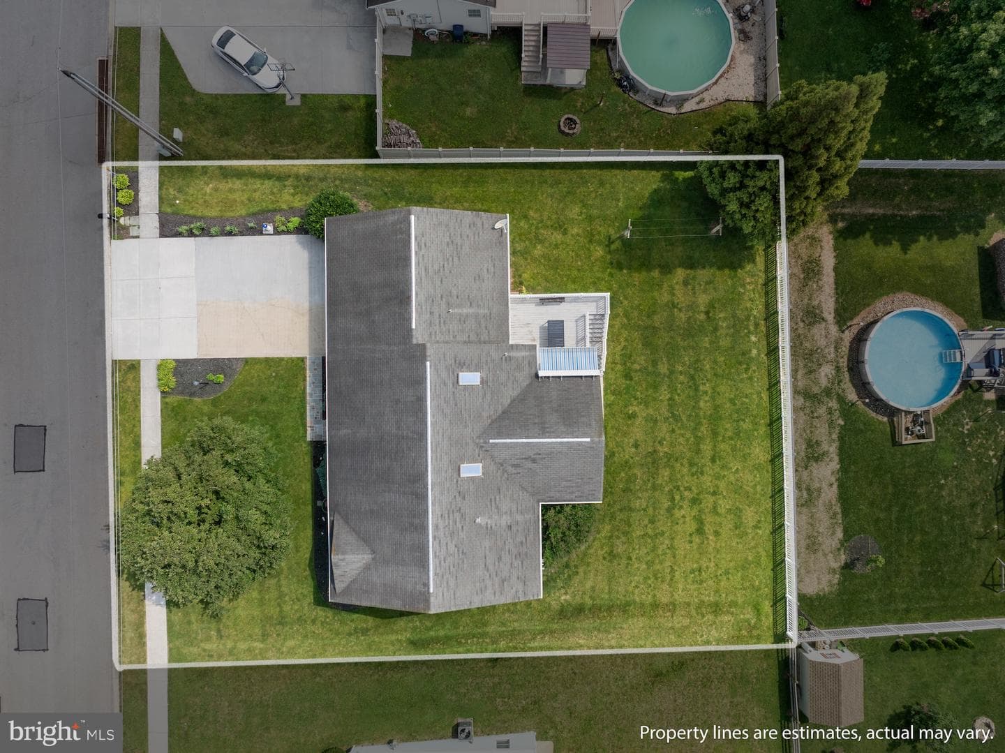 327 Beaver Street photo 48