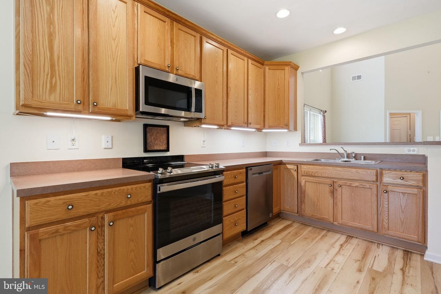 281 Maple Drive photo 7