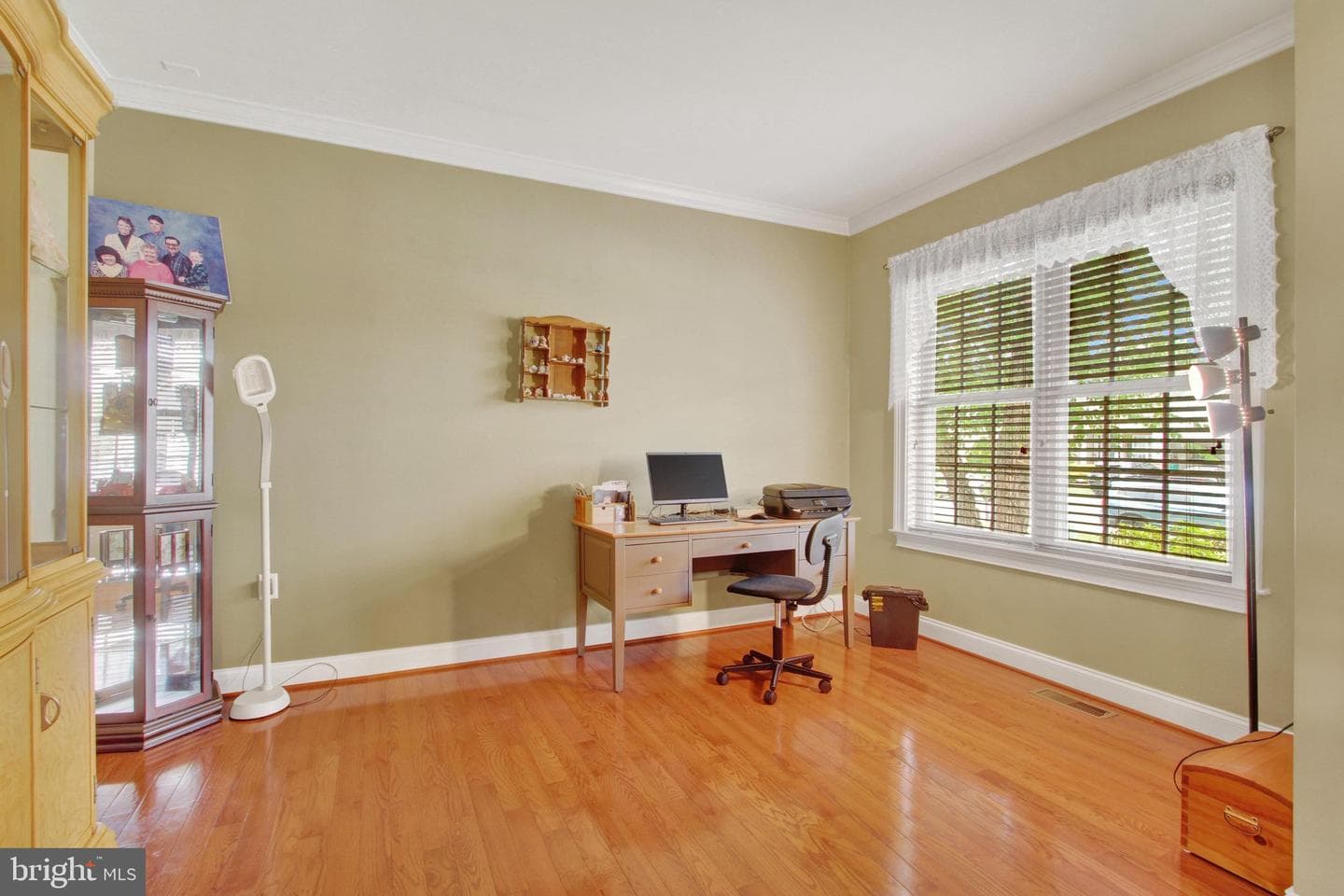 50 Bristol Drive photo 3