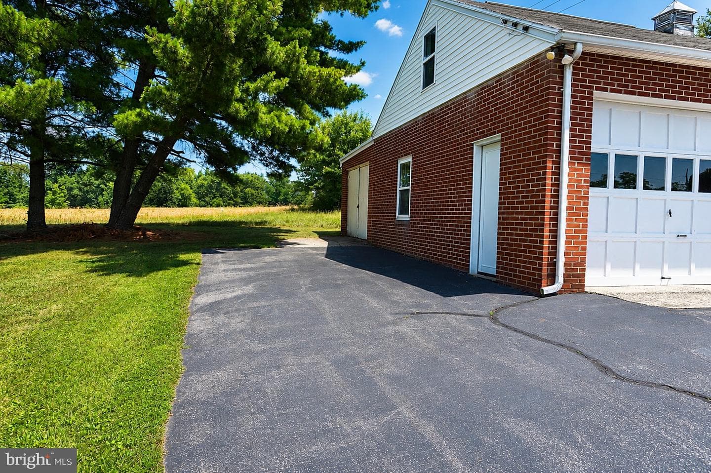 62 W Hanover Street photo 12