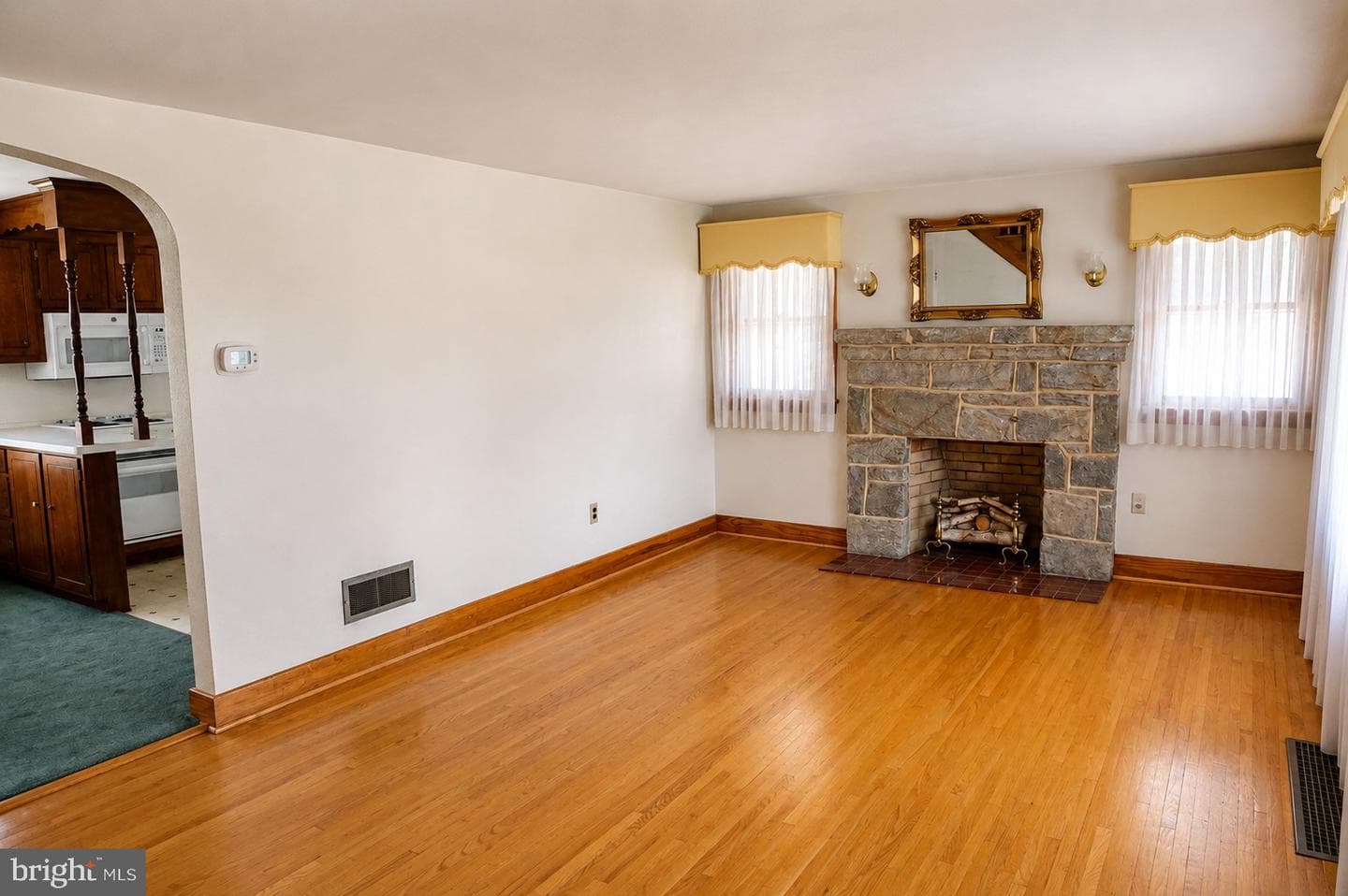 62 W Hanover Street photo 28
