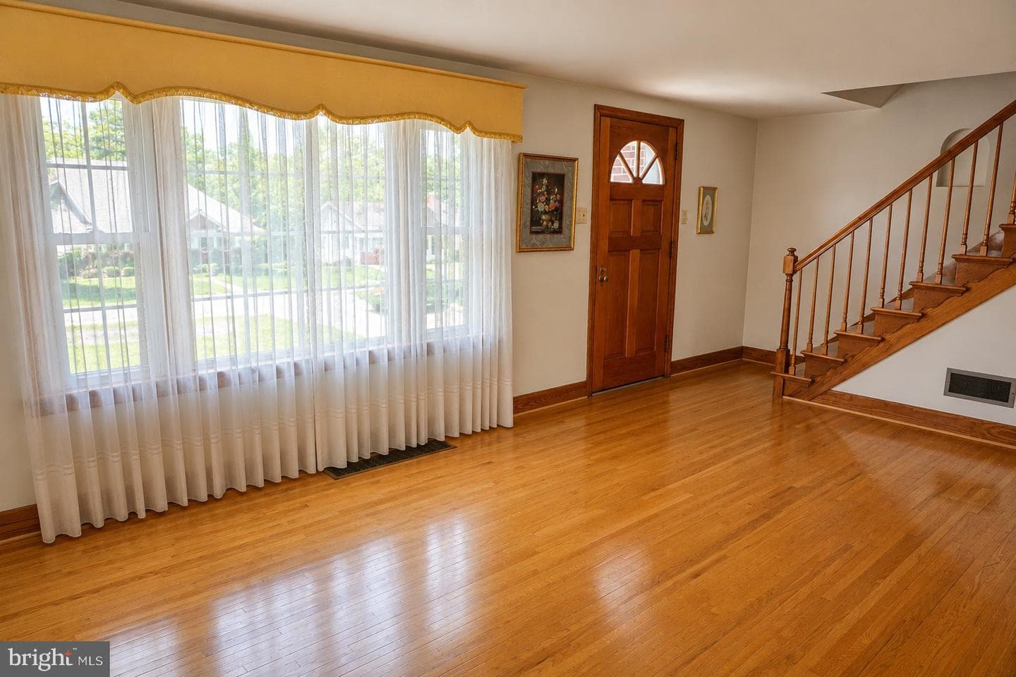 62 W Hanover Street photo 30