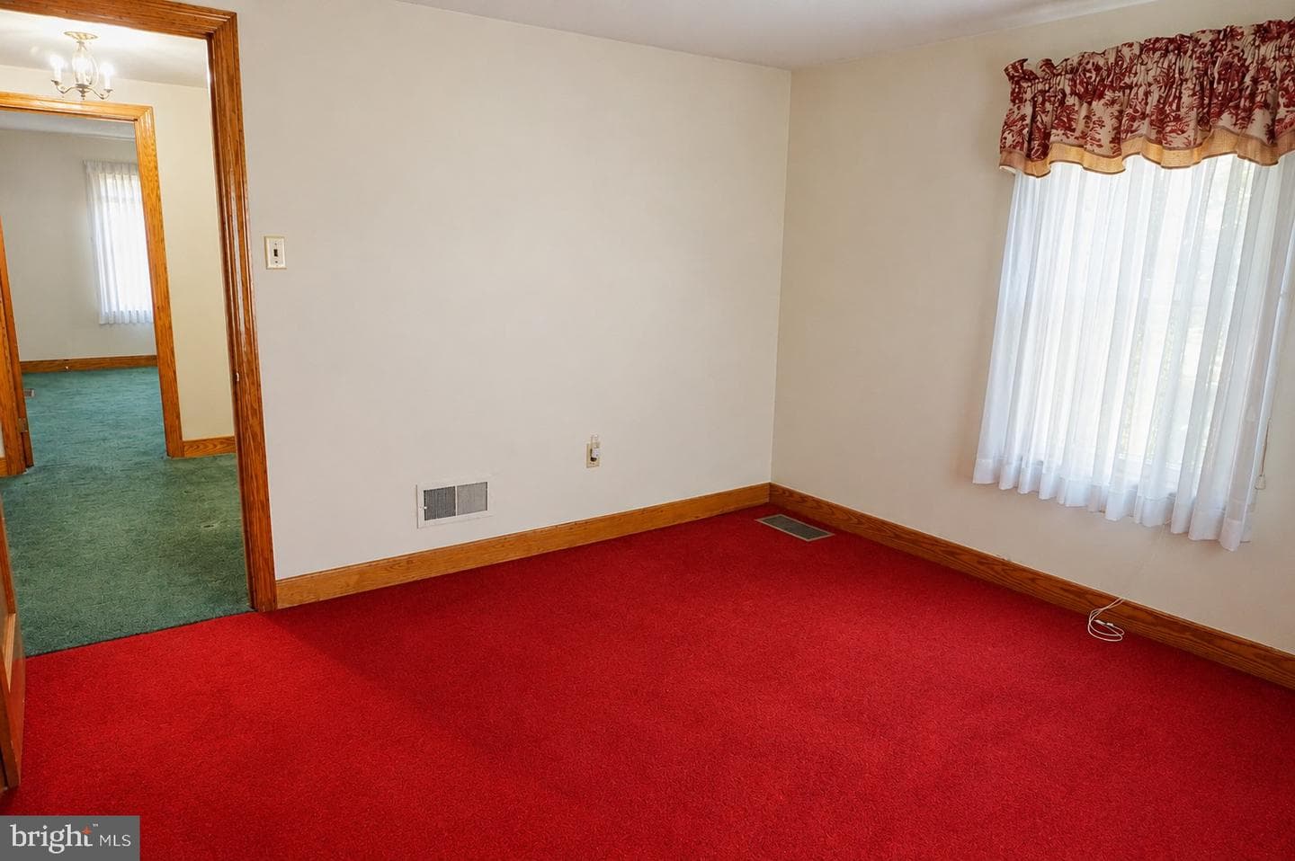 62 W Hanover Street photo 36