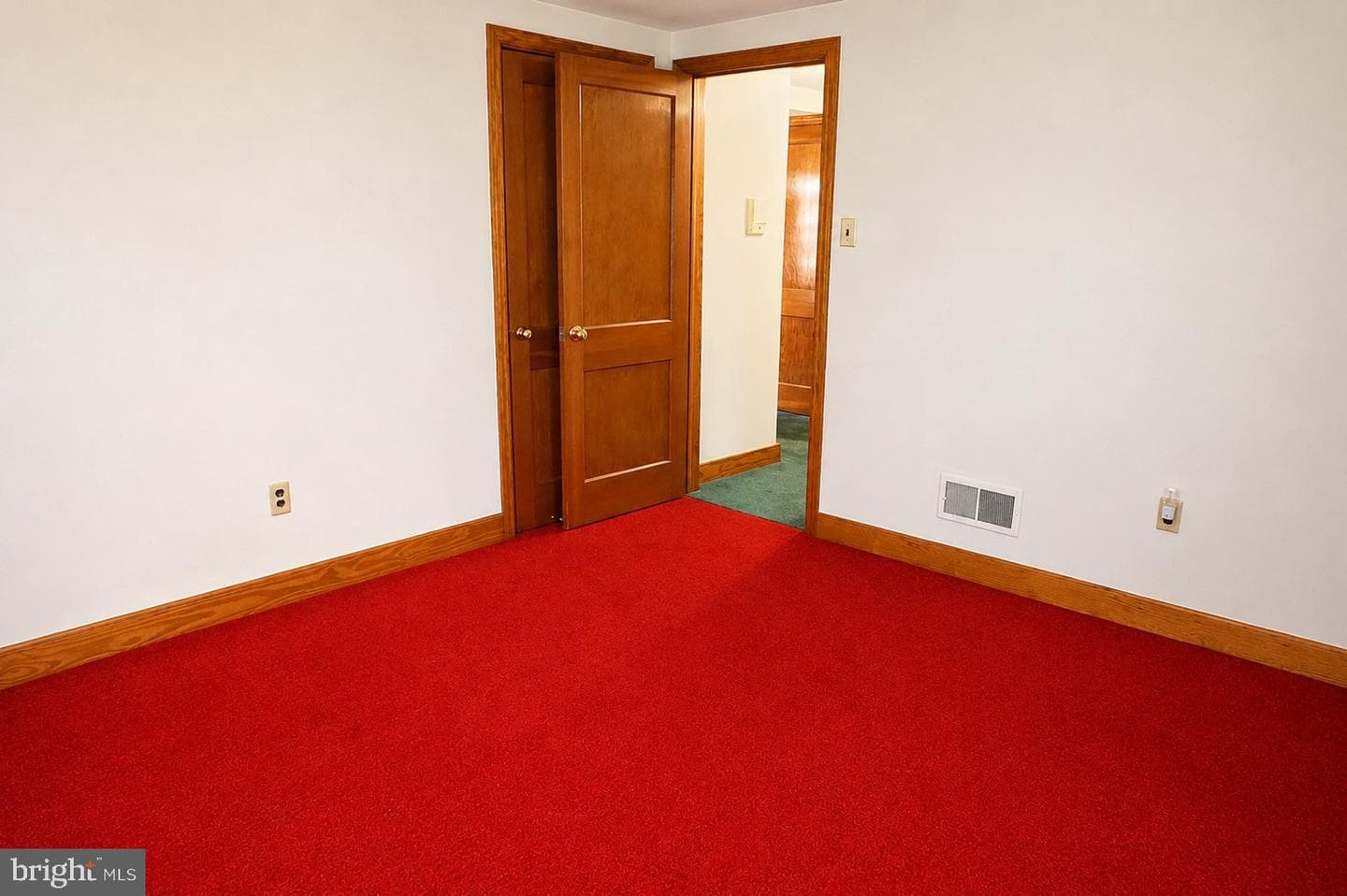 62 W Hanover Street photo 37