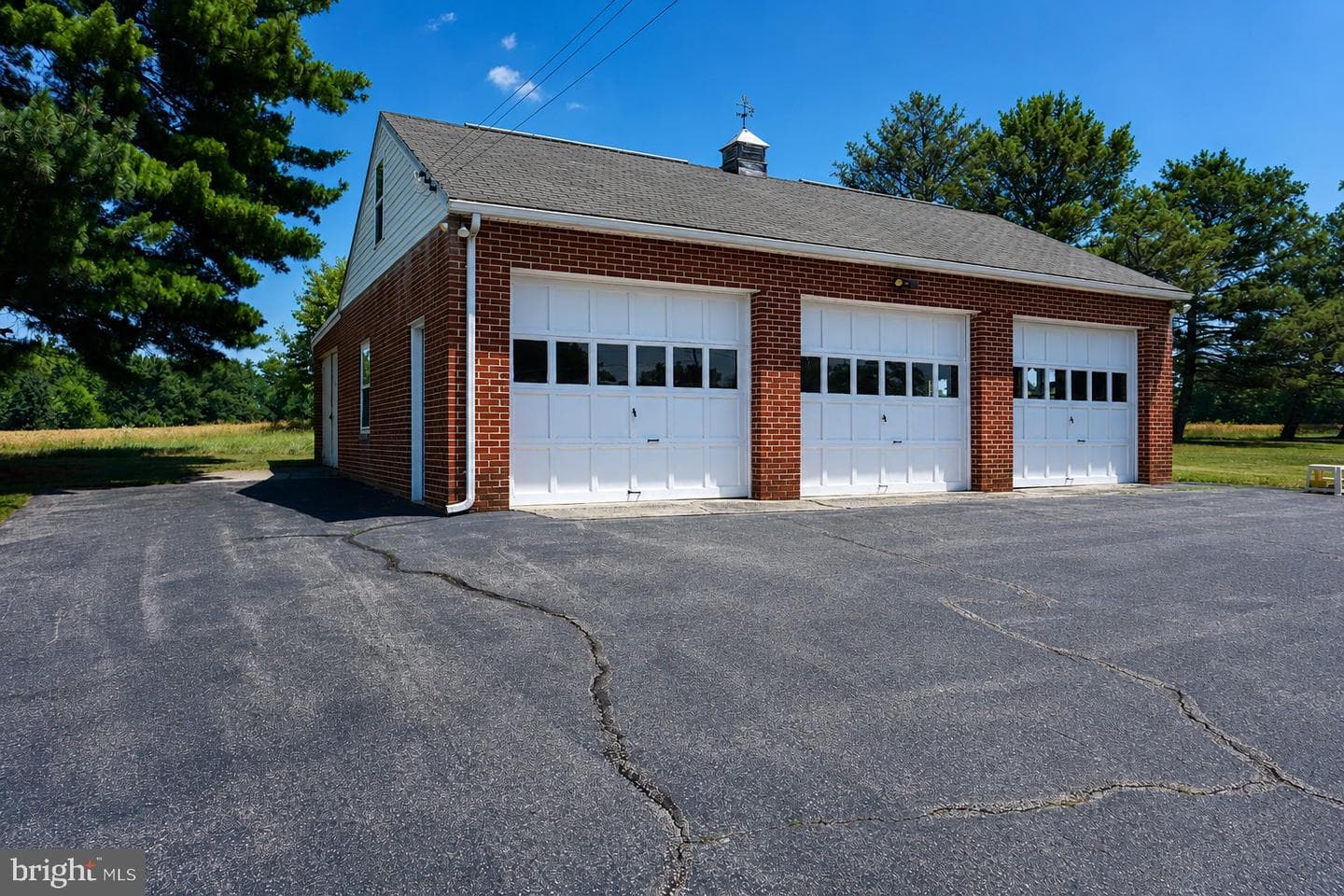62 W Hanover Street photo 71