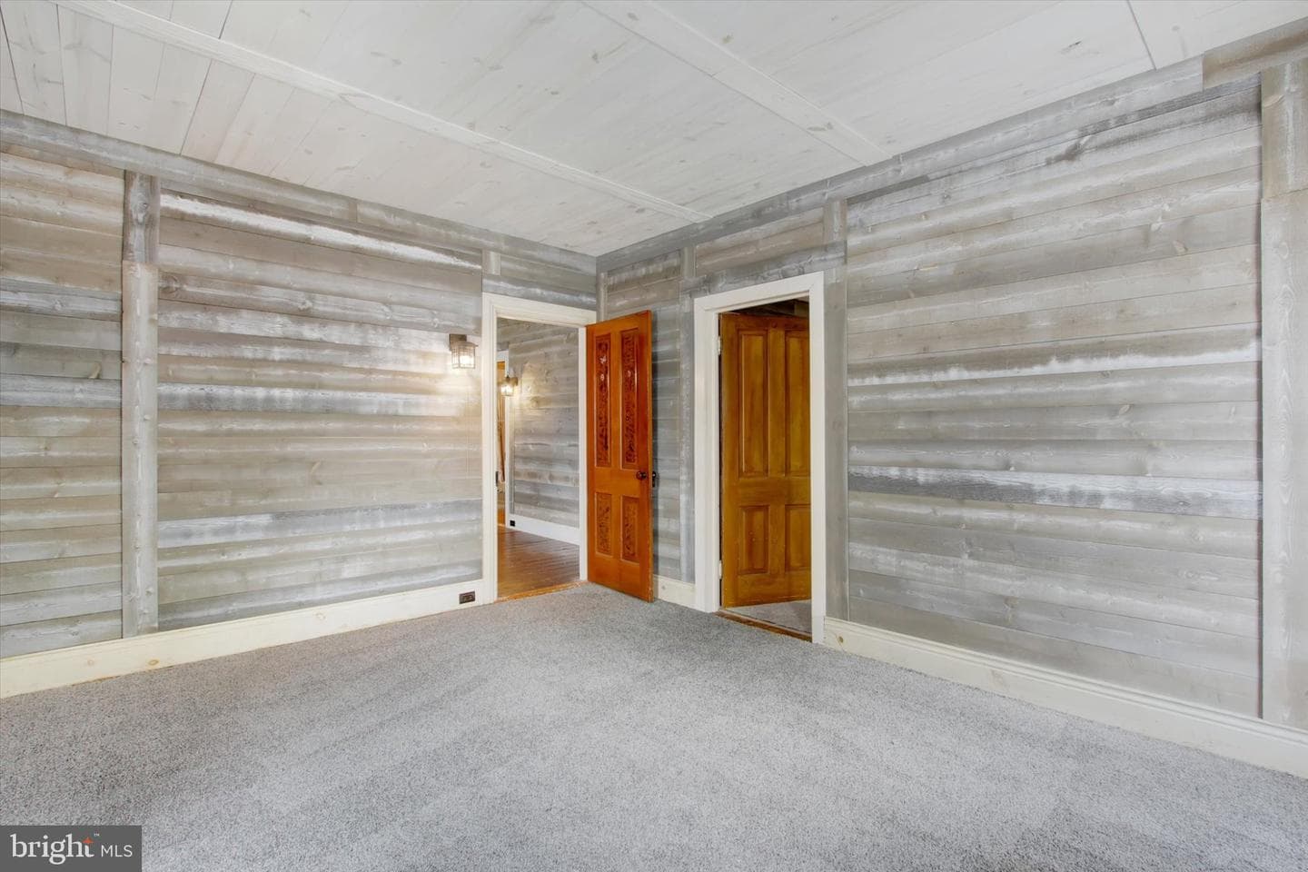 526 W King Street photo 24