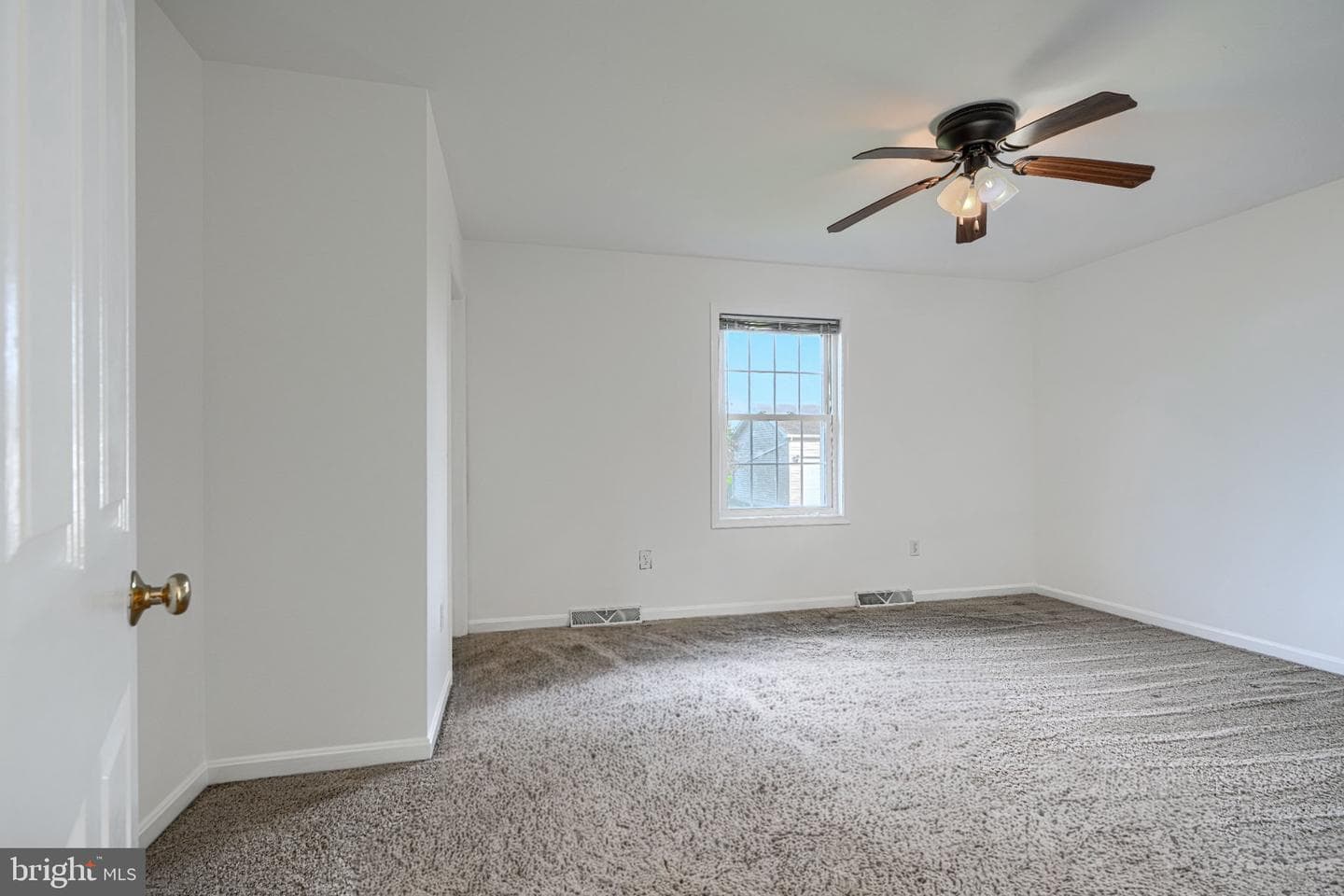 681 Grant Drive photo 20