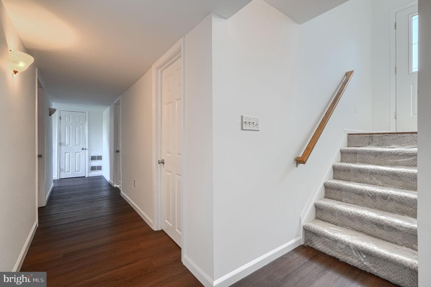 681 Grant Drive photo 27