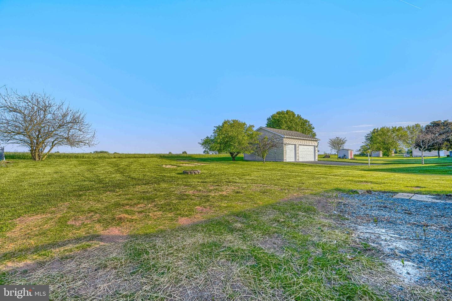 681 Grant Drive photo 5