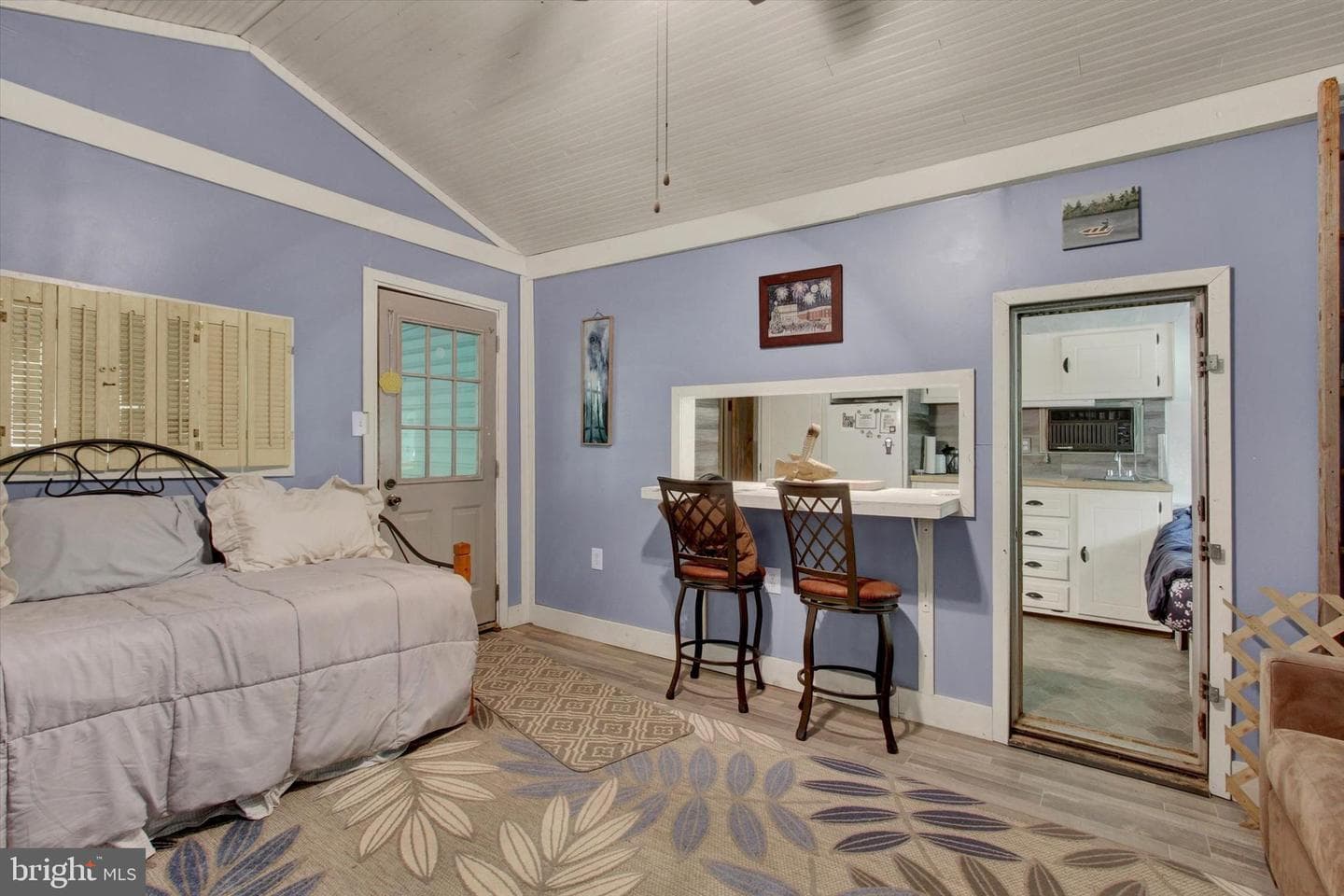 89 Oak Lane photo 6