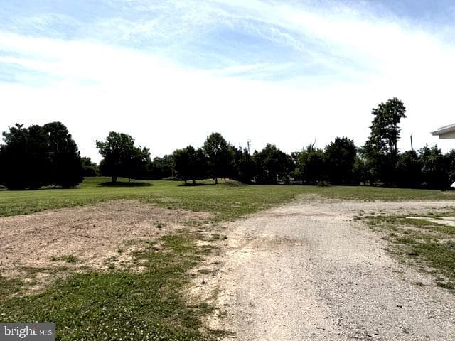 1090 Frederick Pike photo 11