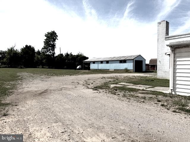 1090 Frederick Pike photo 12