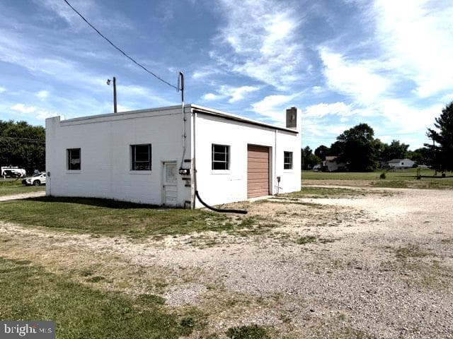 1090 Frederick Pike photo 14