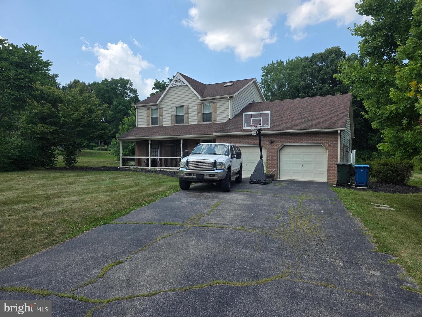 11 Longstreet Drive photo 4