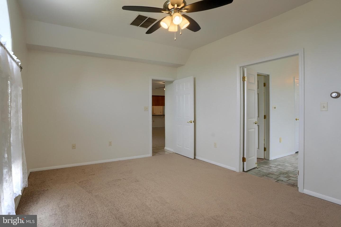 422 Bollinger Road photo 23