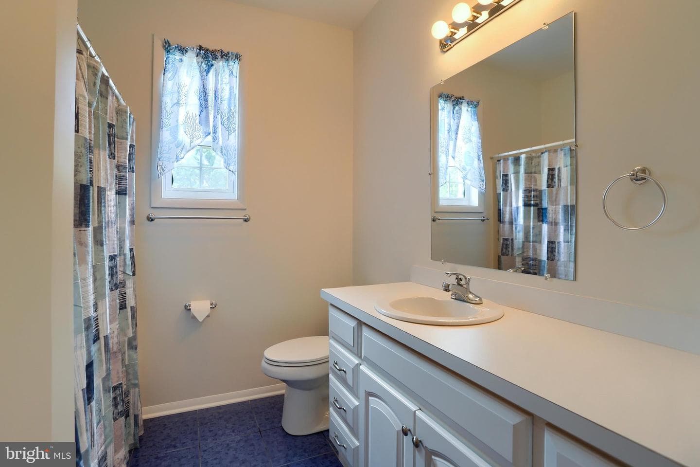 422 Bollinger Road photo 35