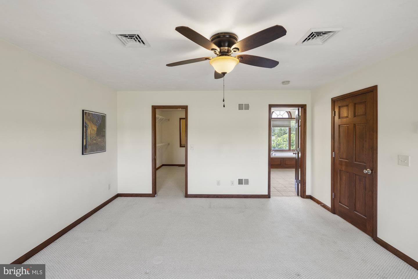 690 Grant Drive photo 30