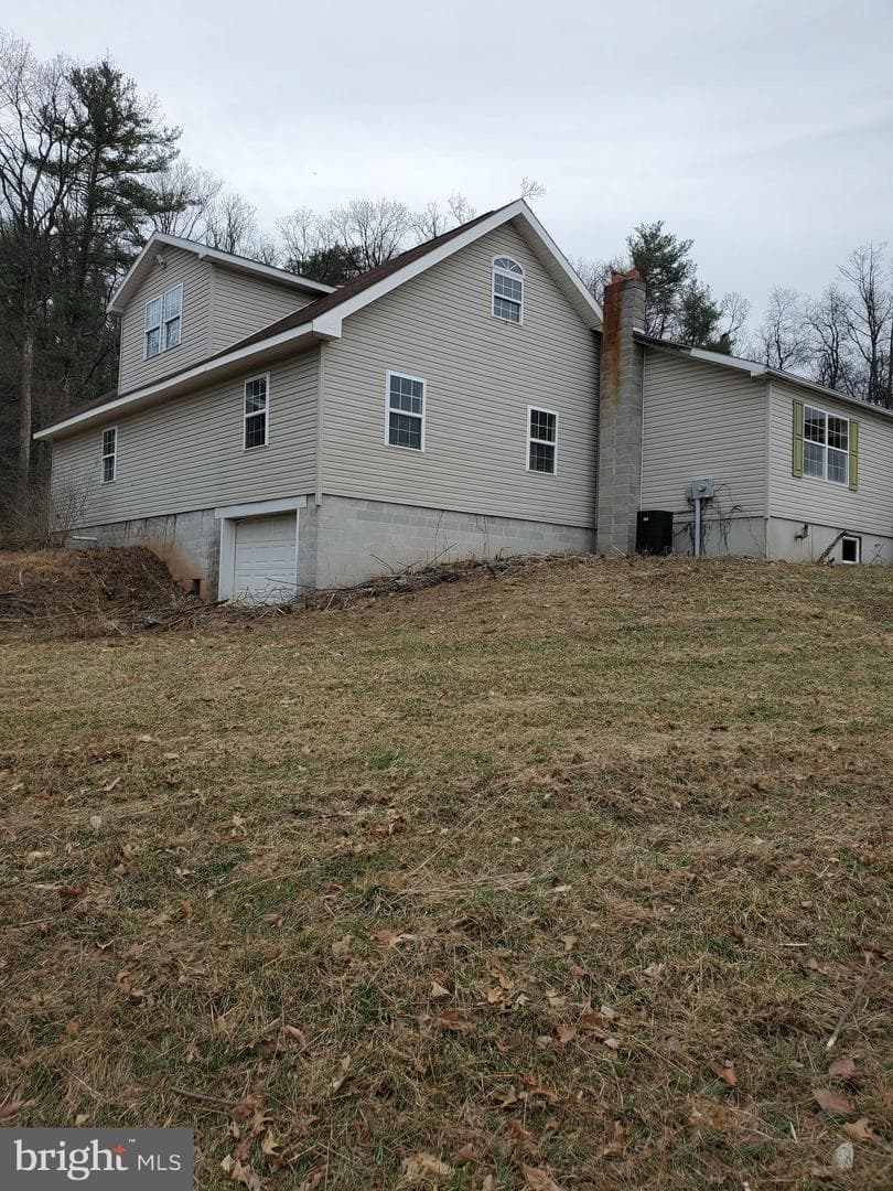 6335 Oxford Road photo 4