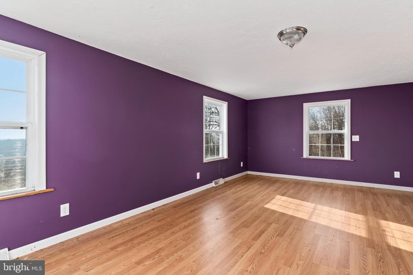 6335 Oxford Road photo 45