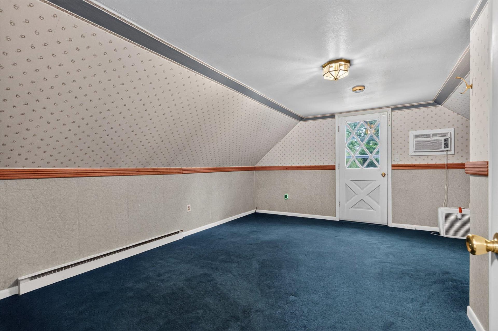 15 Howard Drive photo 27