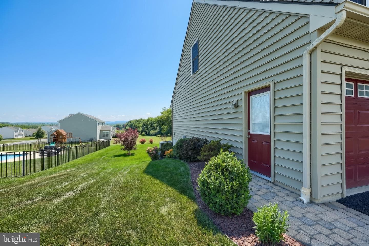 137 Kimberly Lane photo 6