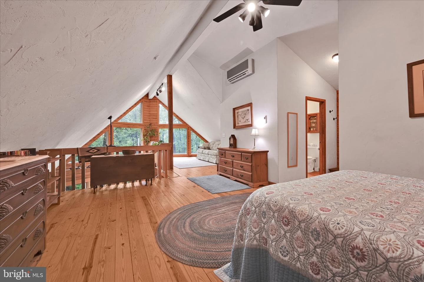 15 Ed Avenue photo 35