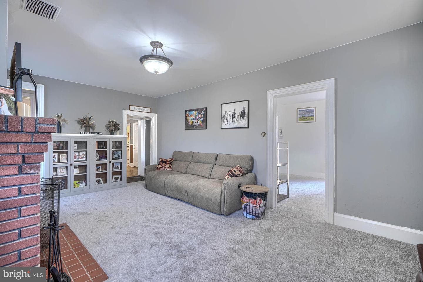 331 North photo 10