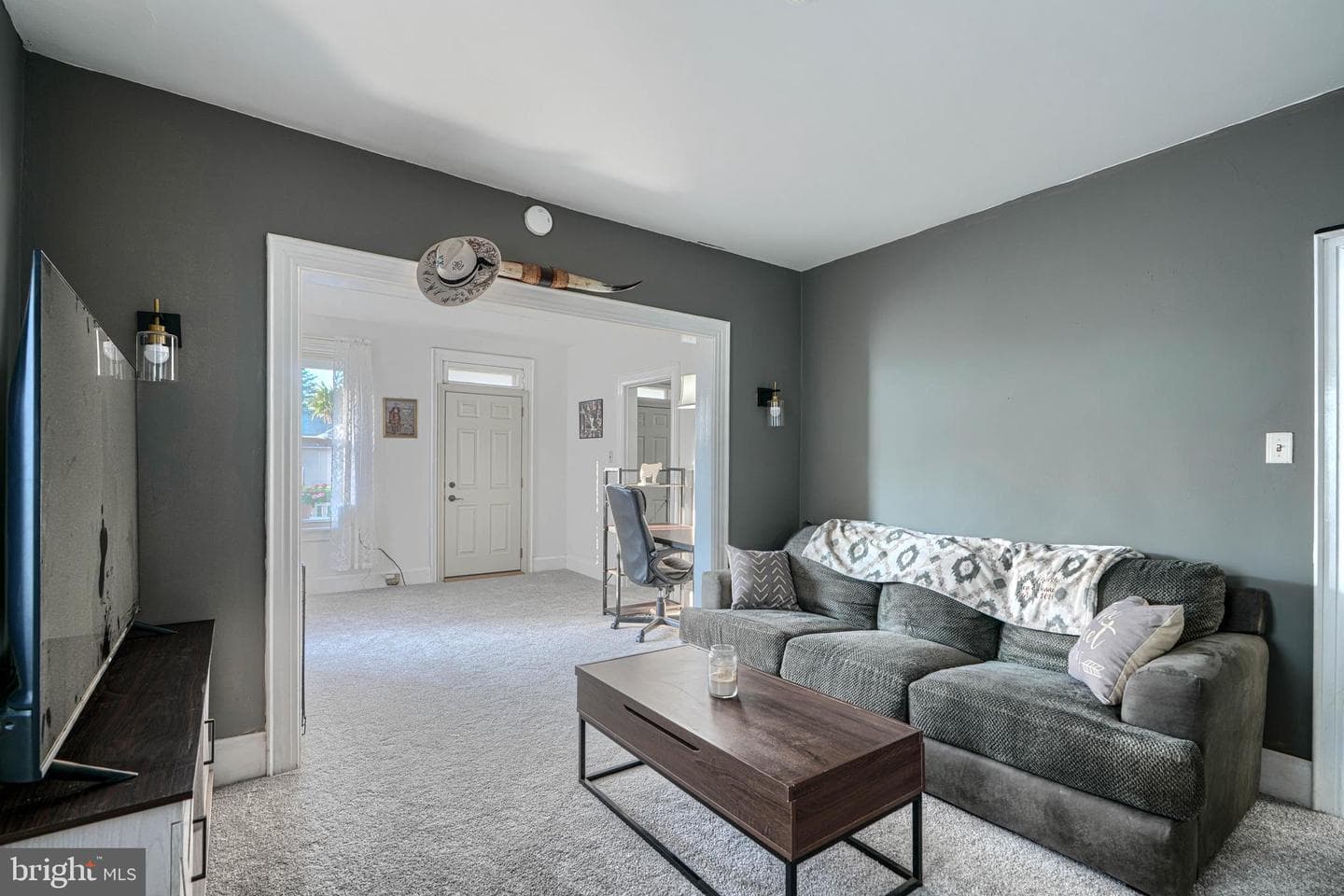 331 North photo 16