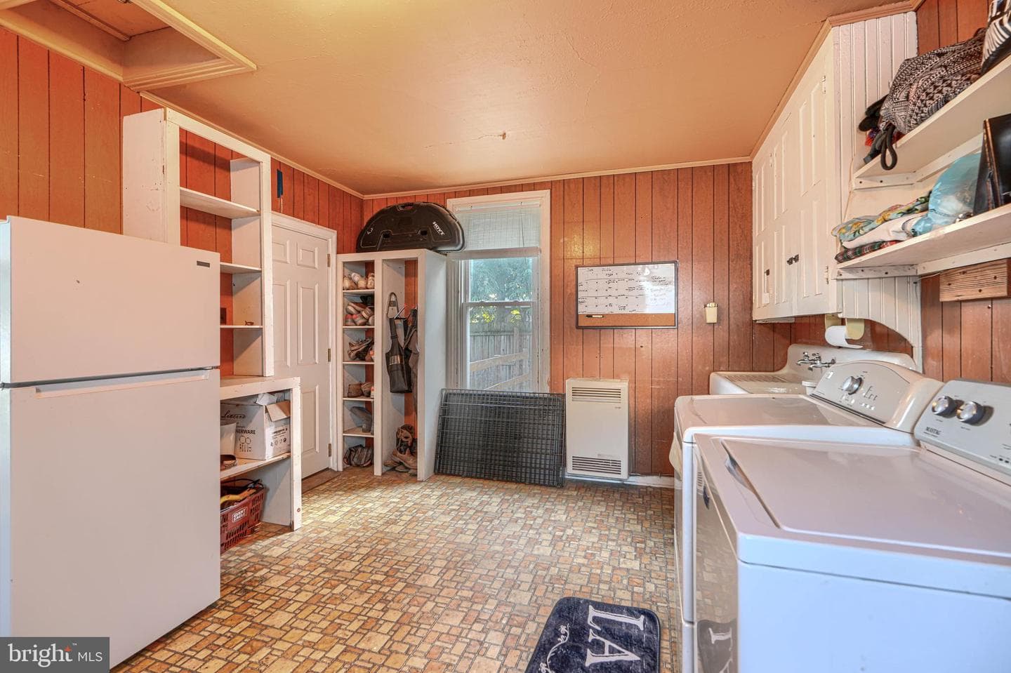 331 North photo 28