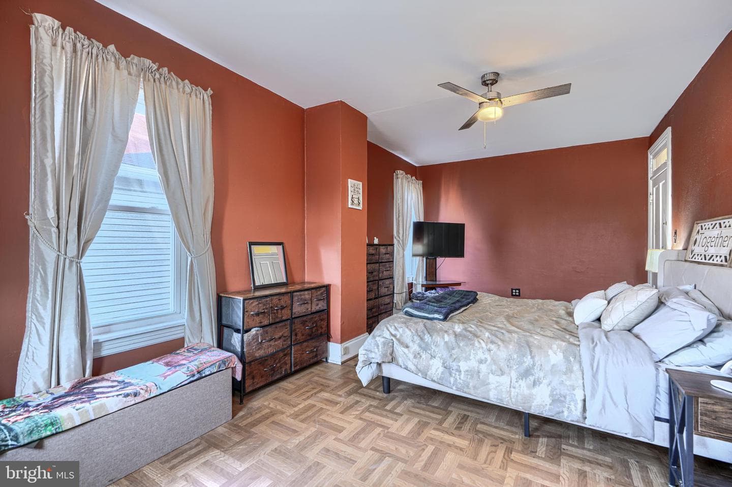 331 North photo 35