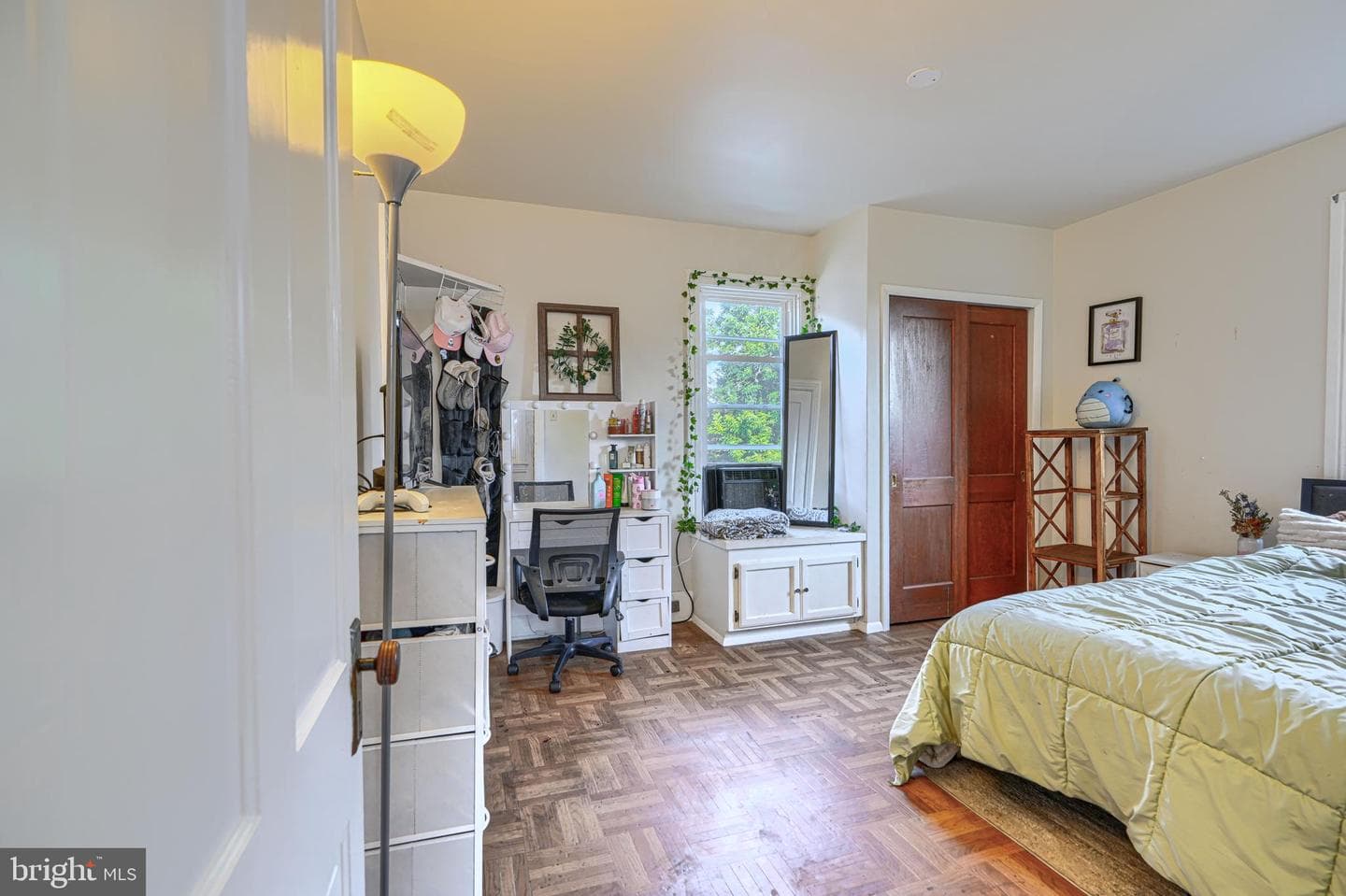 331 North photo 40