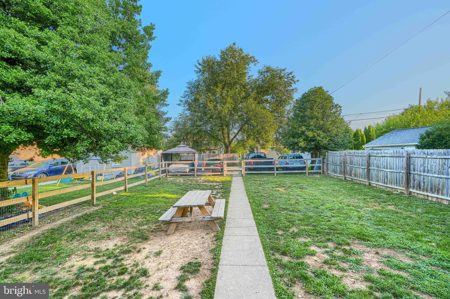 331 North photo 58