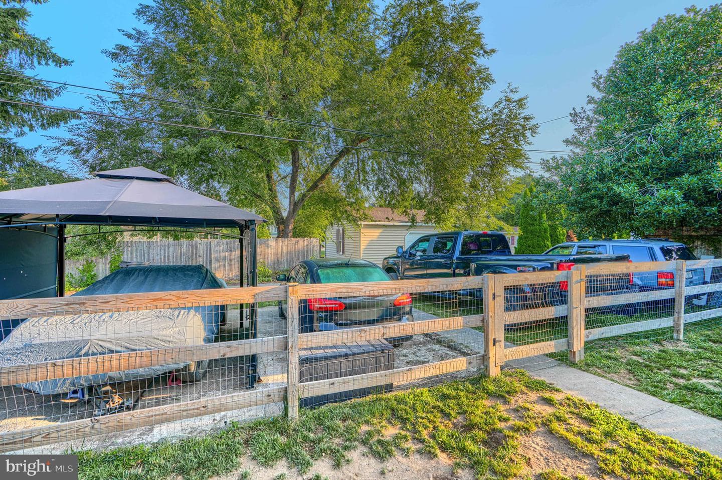 331 North photo 59