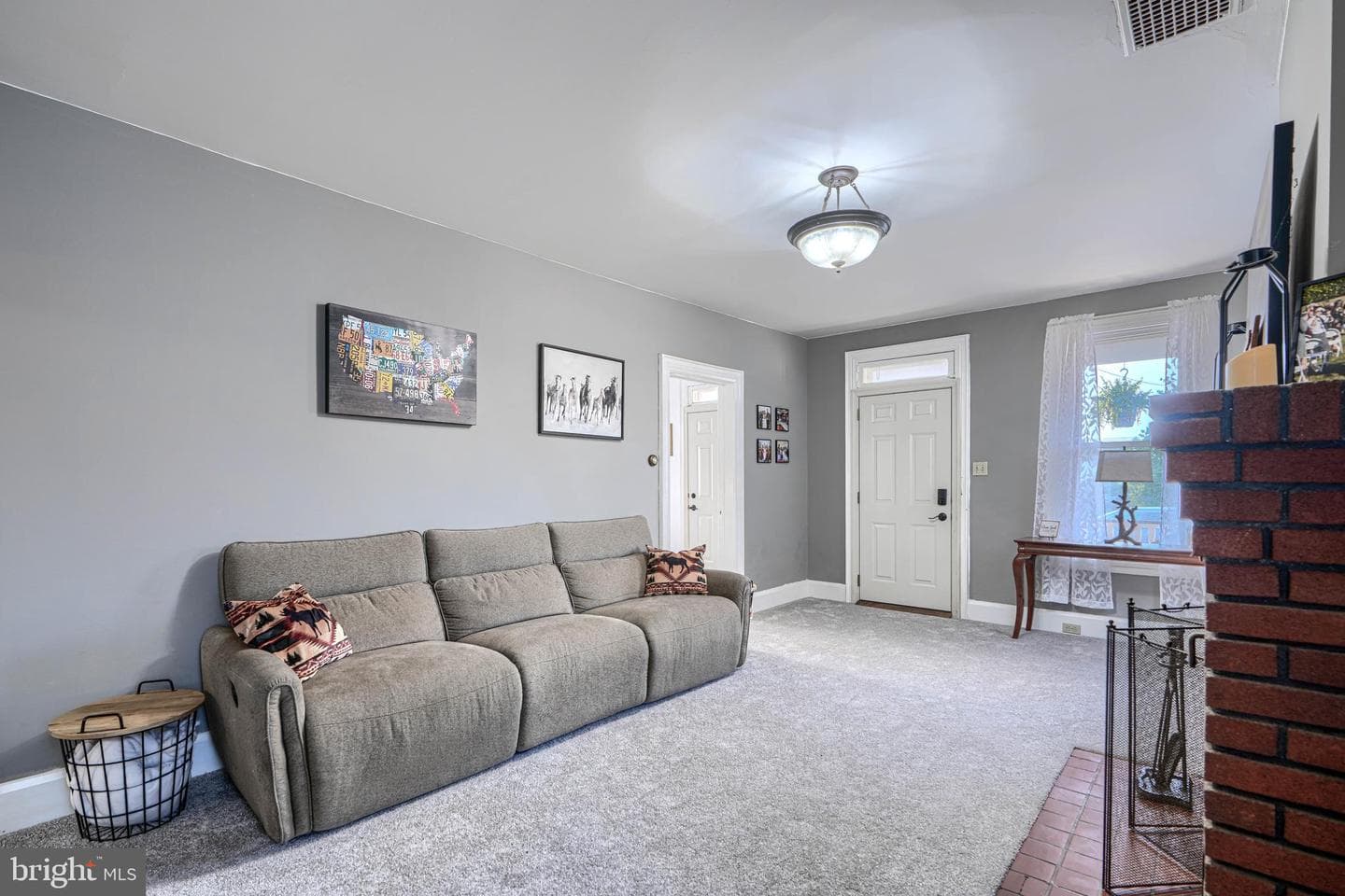 331 North photo 9