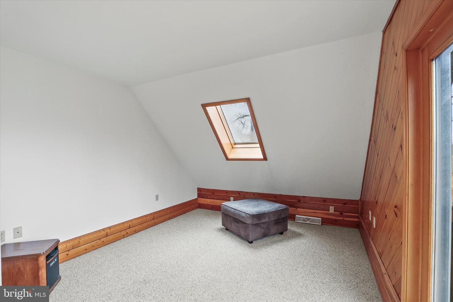5285 Oxford Road photo 29