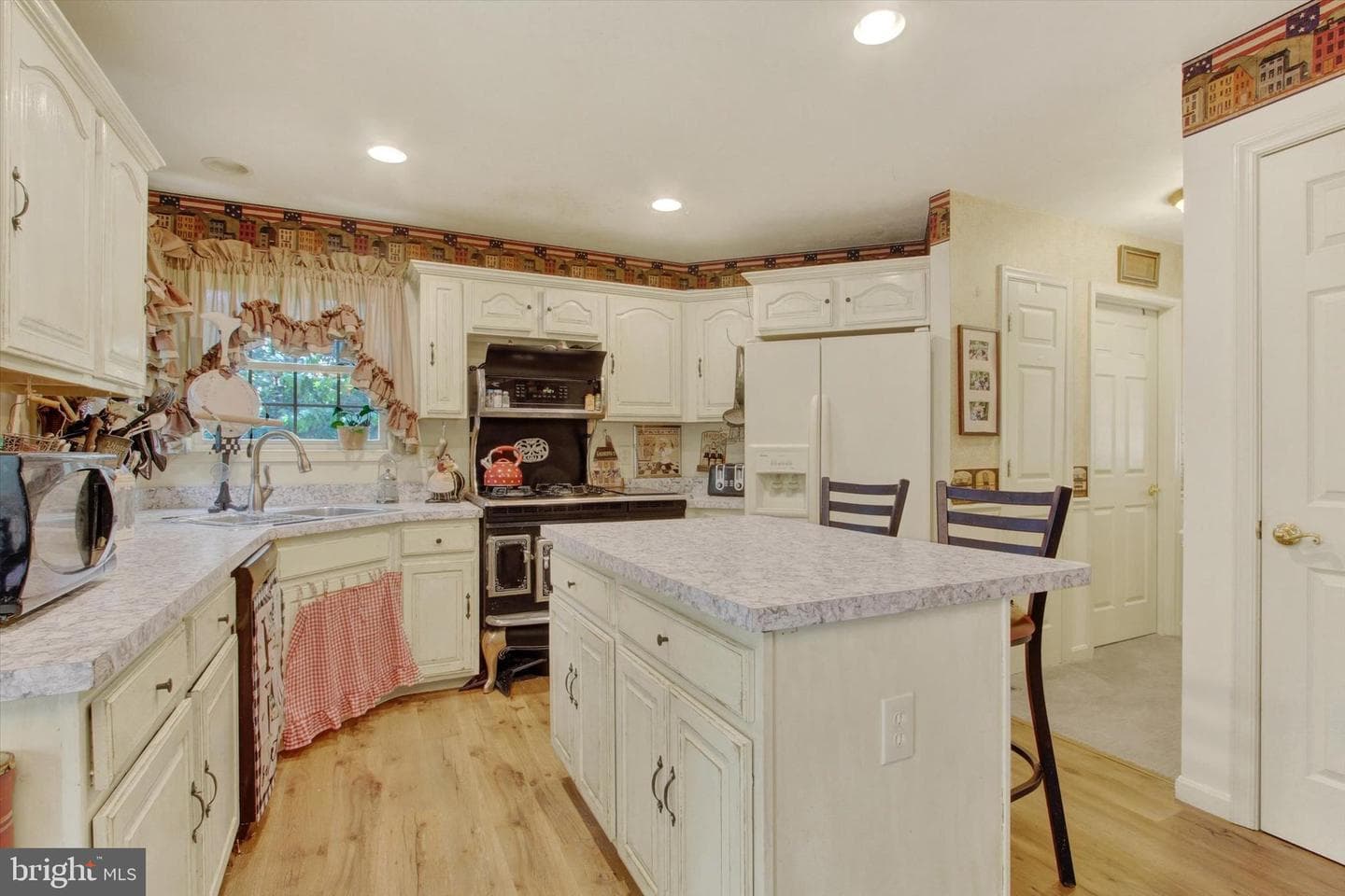1053 Forest Drive photo 13