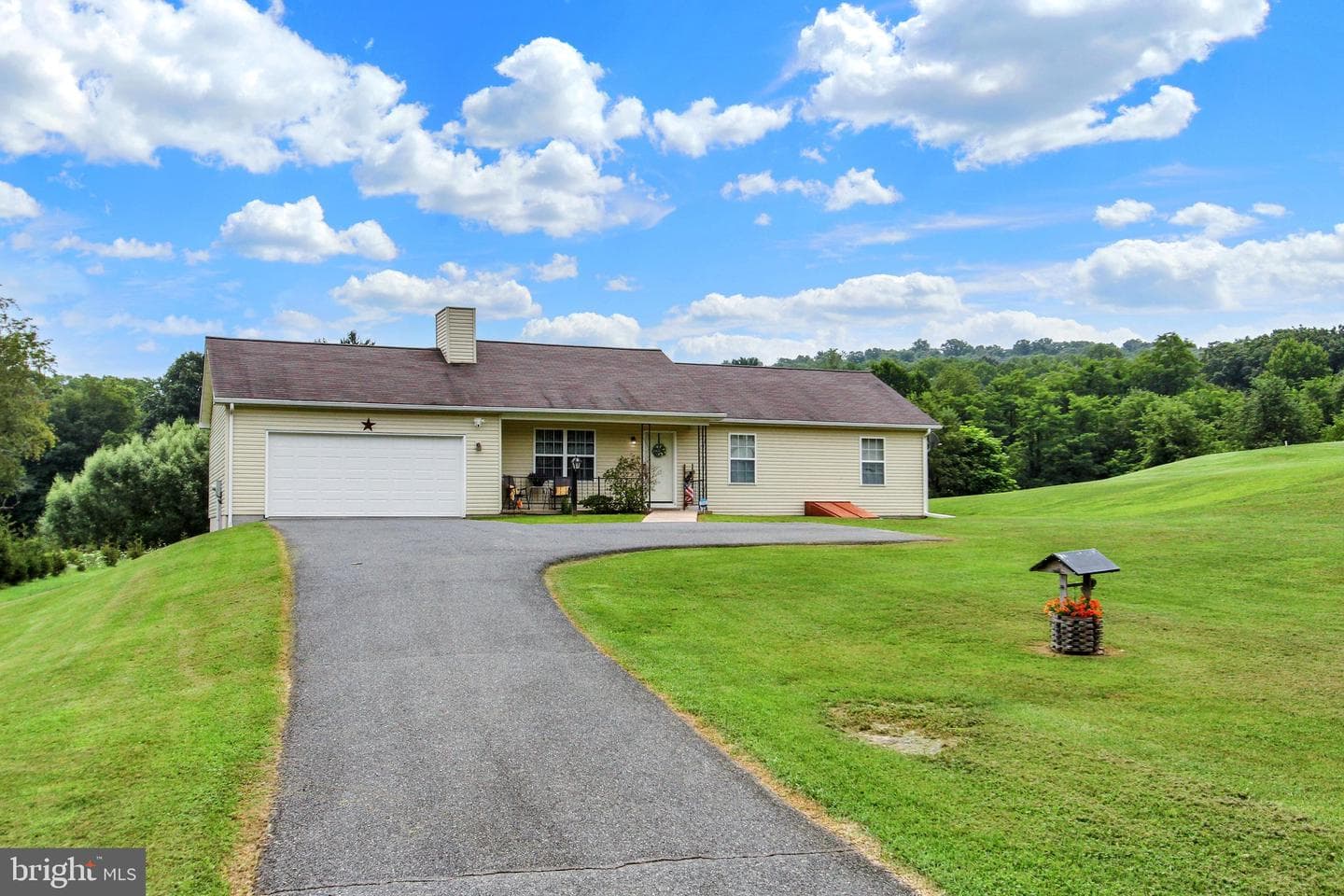 1475 Gablers Road photo 3