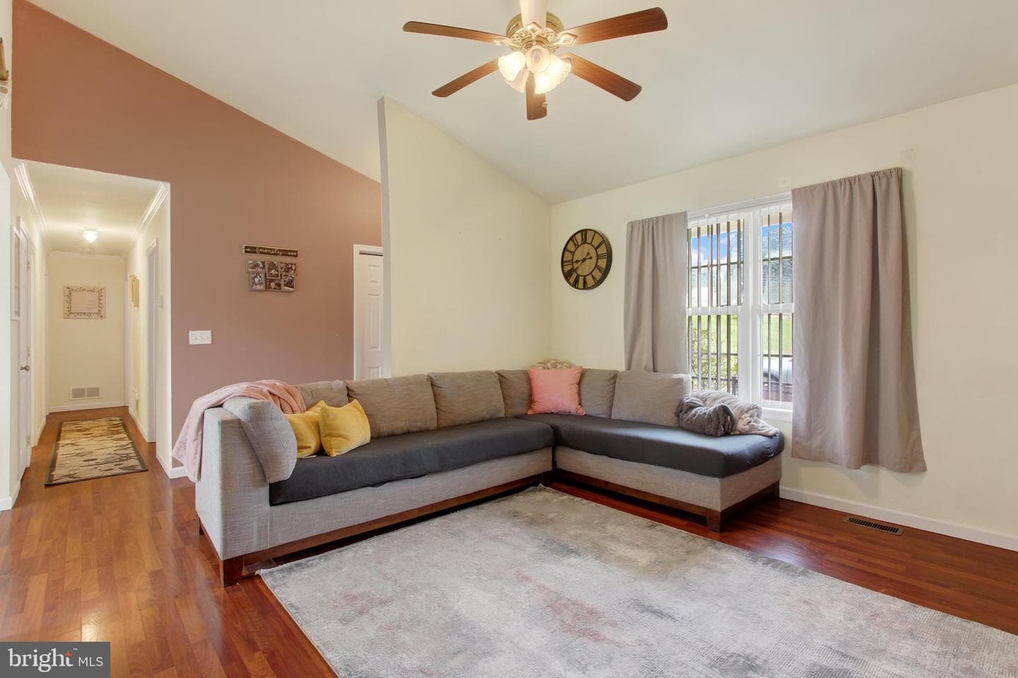1475 Gablers Road photo 4
