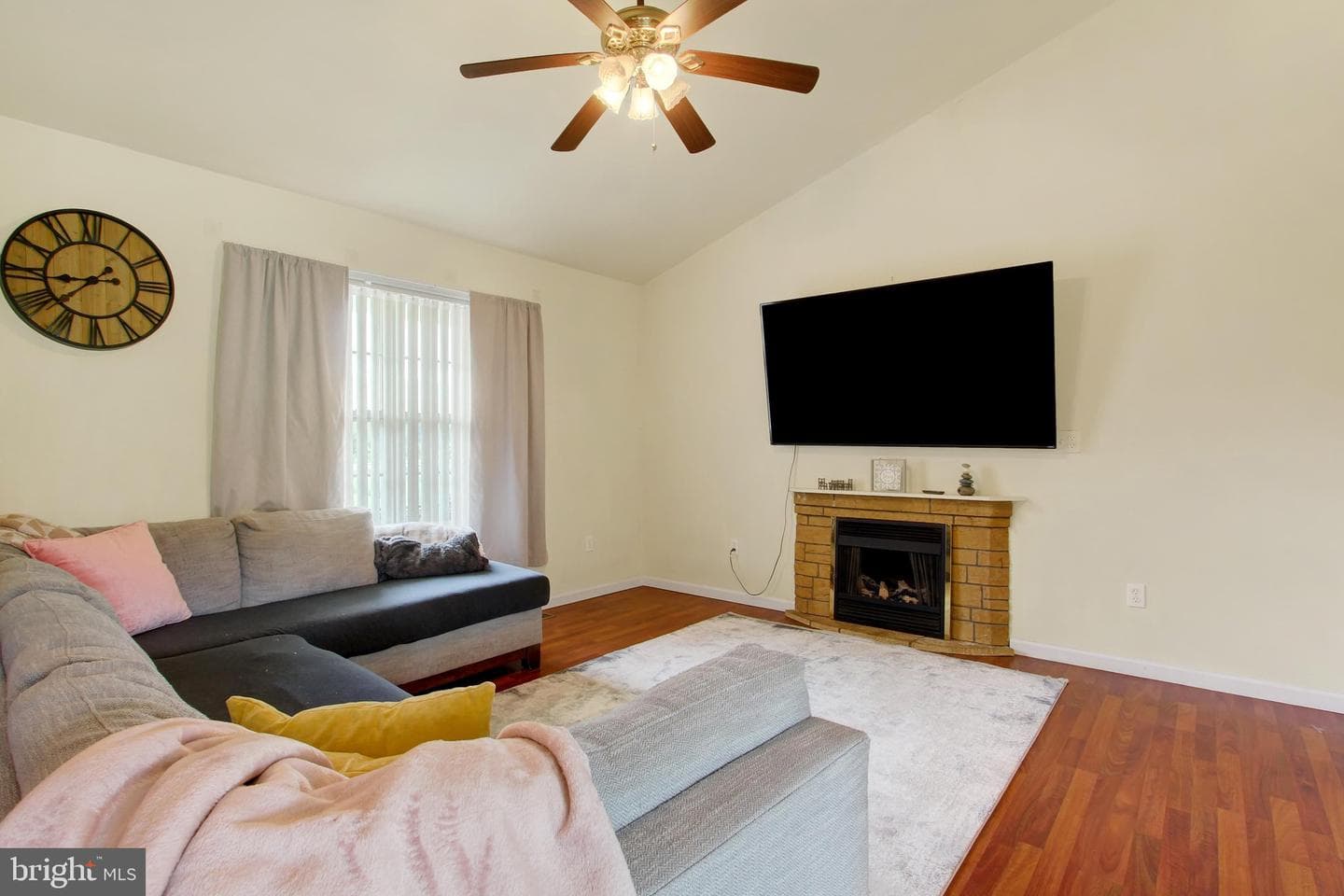 1475 Gablers Road photo 5