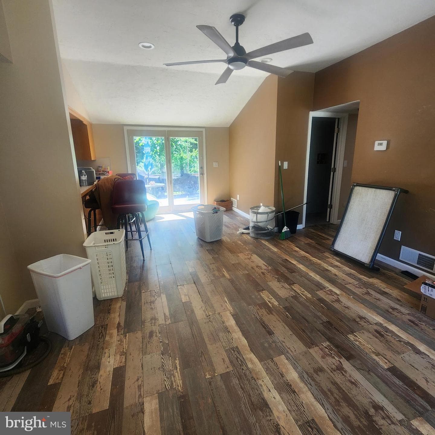 225 Rupp Road photo 15
