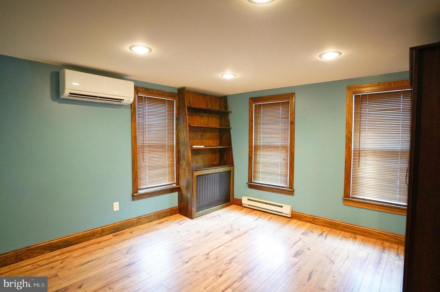 2948 Hanover Pike photo 13