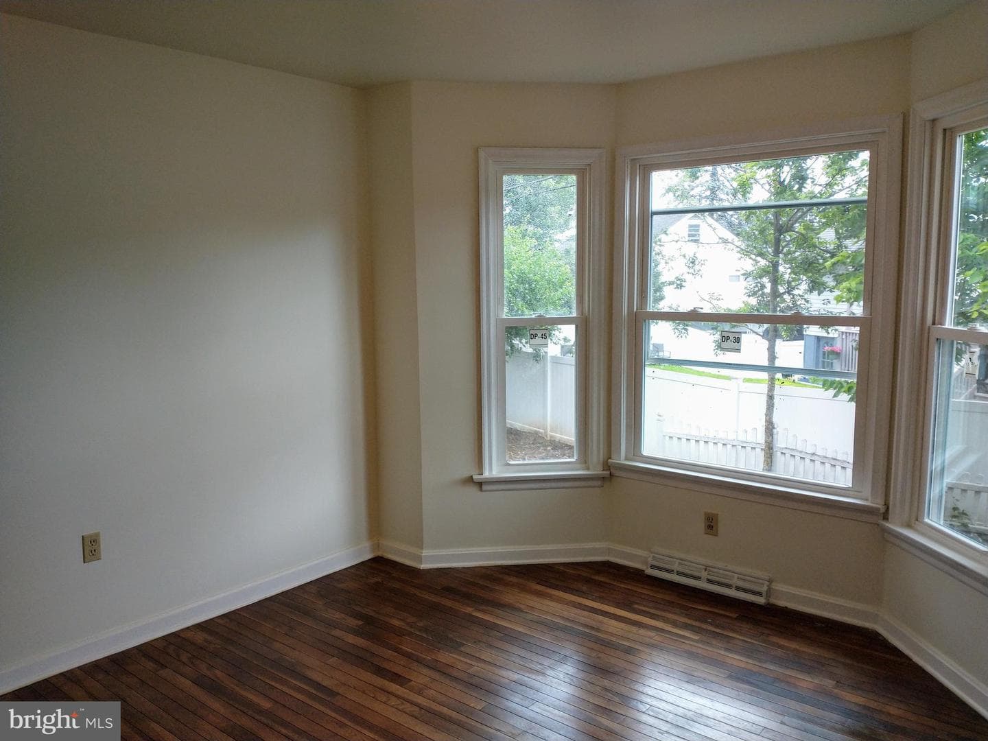 512 Mifflin Boulevard photo 23