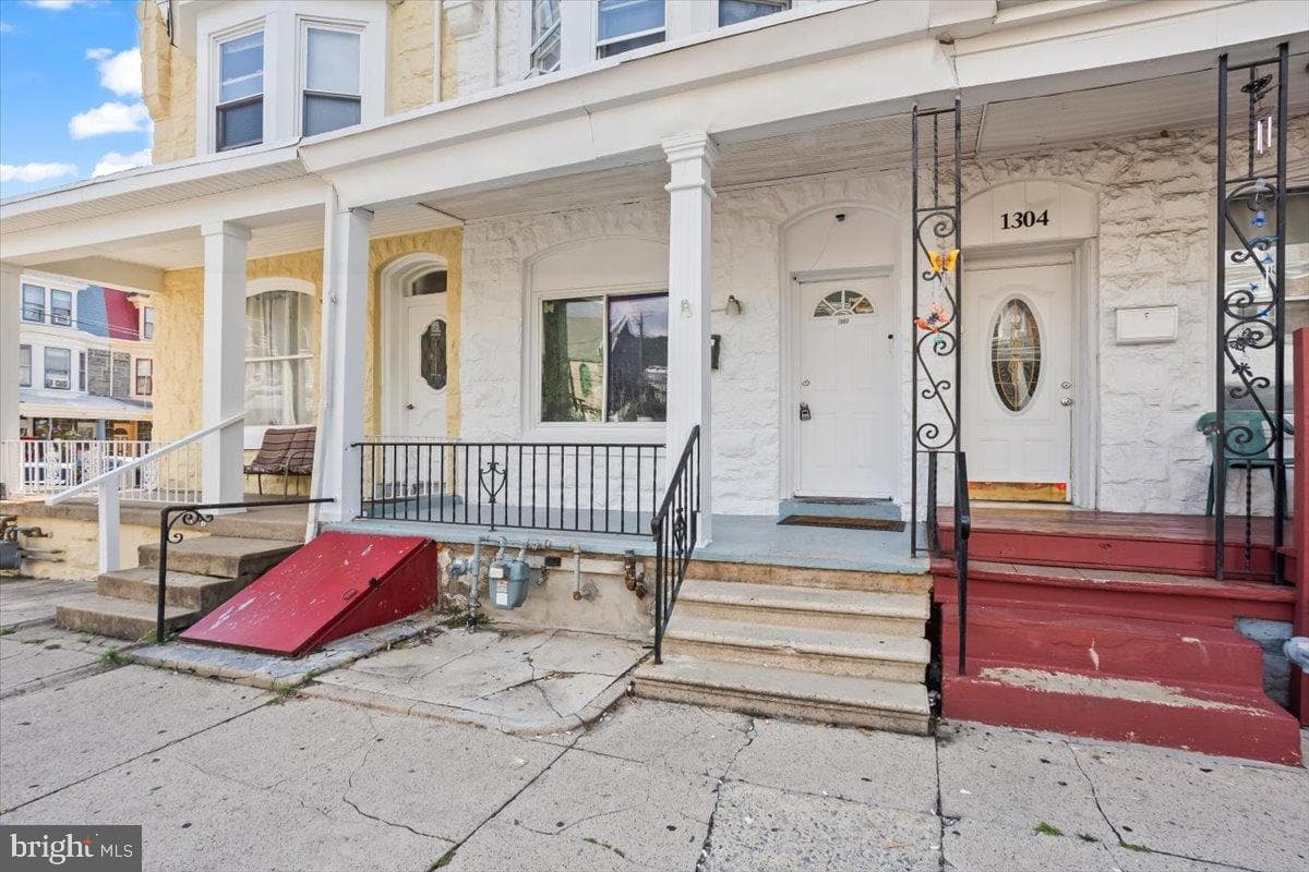 1302 N 11th Street photo 2