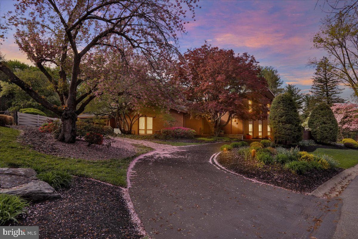 1617 Meadowlark Rd photo 10