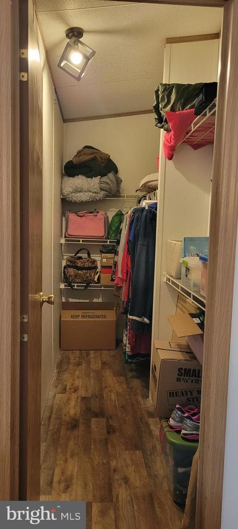 1021 Redwood Court photo 11