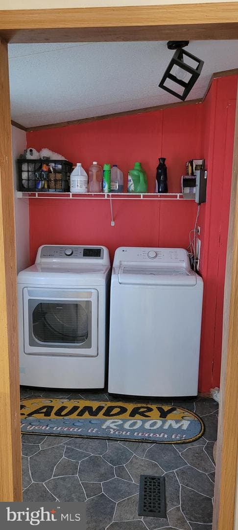 1021 Redwood Court photo 17