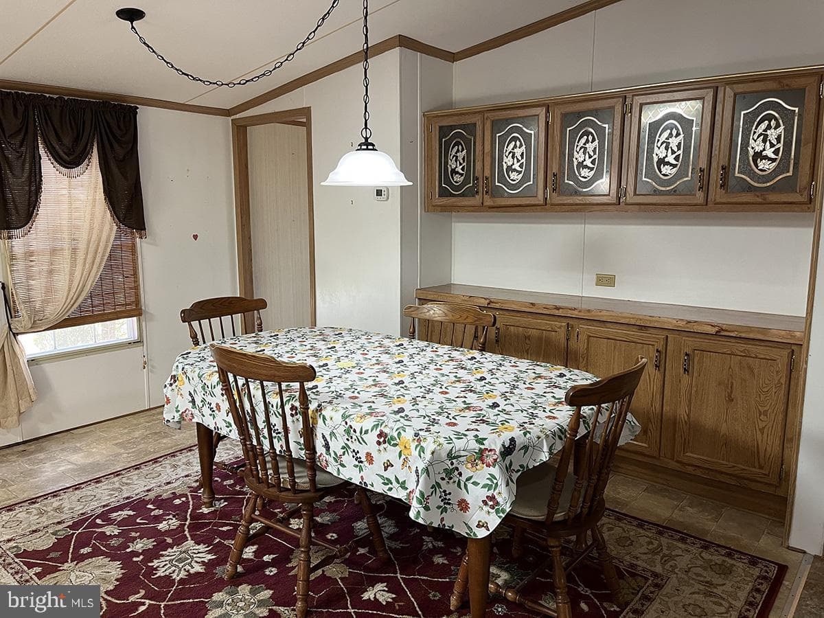 1011 Valley Court photo 8