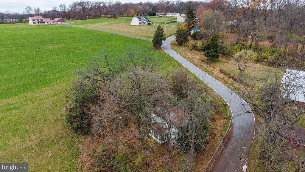 130 Troxel Road photo 99