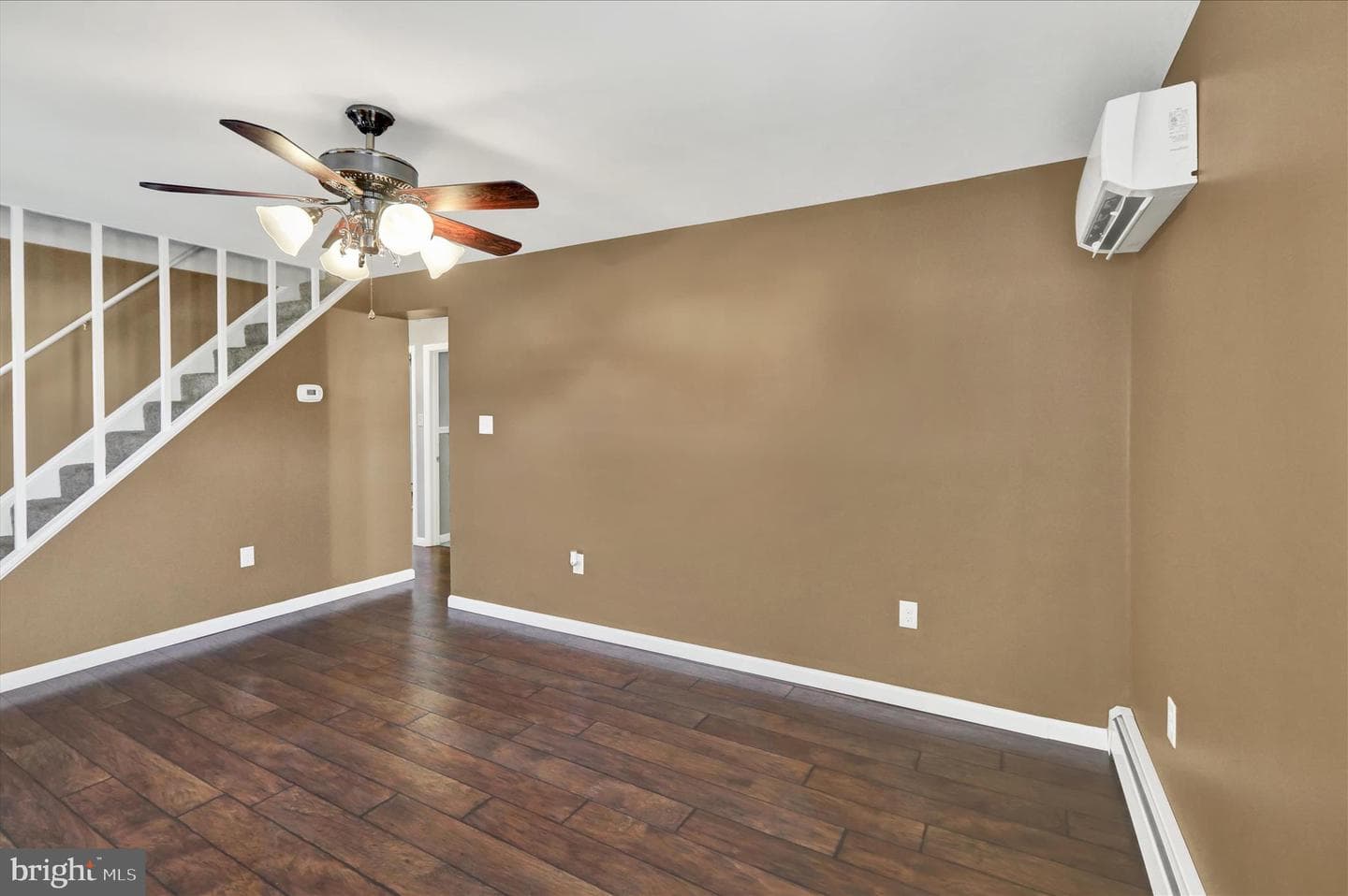 706 Wagon Wheel Lane photo 11